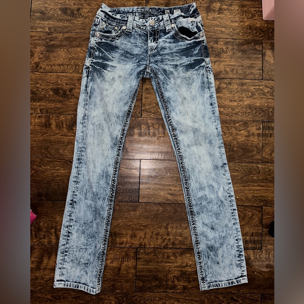 Women’s Miss Me skinny jeans